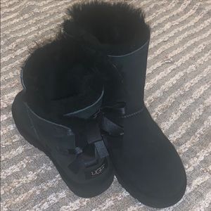 Worn Once Black Bailey Bow Ugg Boots